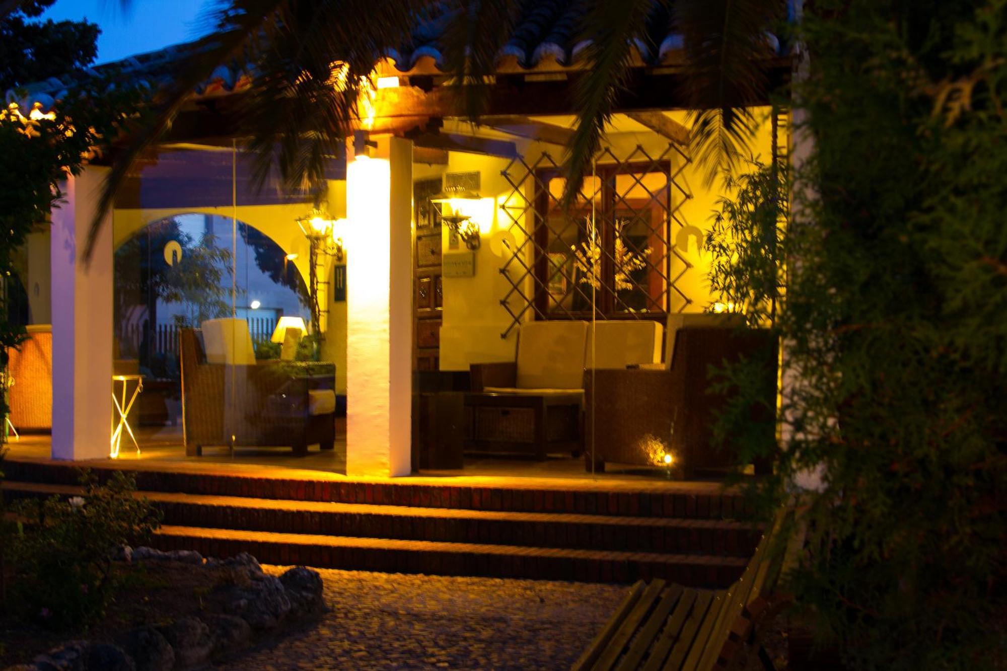 Hotel & Spa La Salve Torrijos Exteriör bild