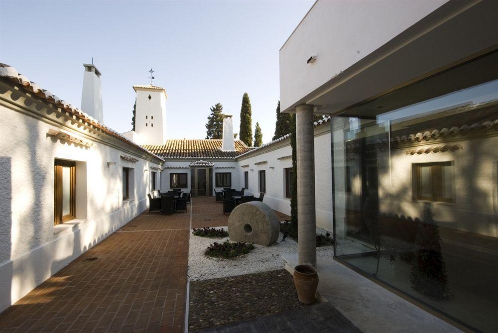 Hotel & Spa La Salve Torrijos Exteriör bild