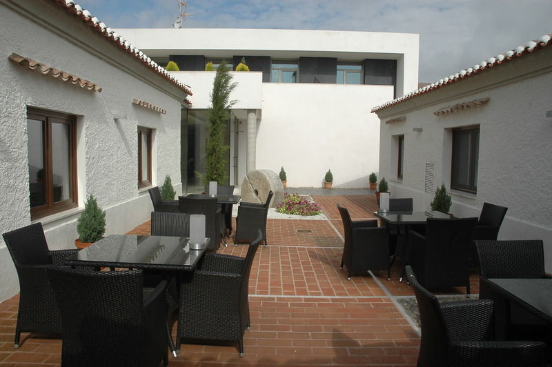 Hotel & Spa La Salve Torrijos Exteriör bild