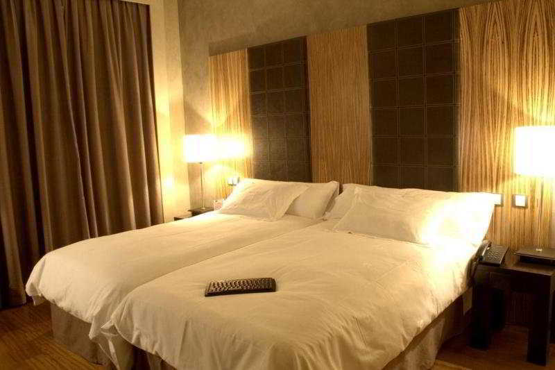 Hotel & Spa La Salve Torrijos Exteriör bild